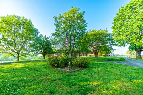 429 Hicks Cut Rd, Pulaski, TN 38478