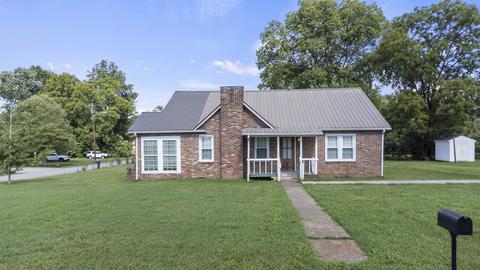 206 10th Ave N, Decherd, TN 37324 photo 2