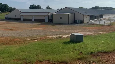 24 Knott Rd, Lawrenceburg, TN 38464
