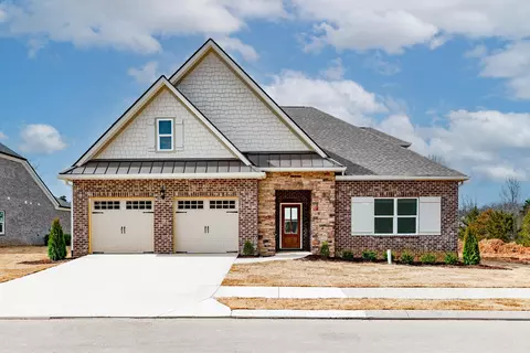 2557 Blue Skies Dr, Ooltewah, TN 37363
