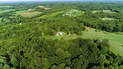 1293 Harris Hollow Rd, Charlotte, TN 37036