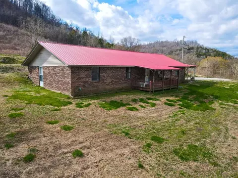 12520 Dodson Branch Hwy NE, Gainesboro, TN 38562