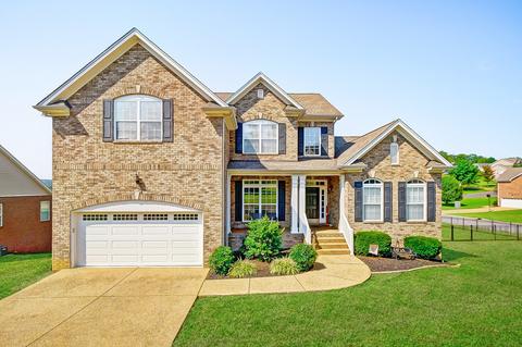 822 Park Dr, Goodlettsville, TN 37072