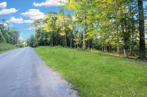 18 Autumn Trl, Dover, TN 37058