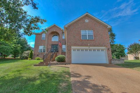 1734 Dryden Dr, Spring Hill, TN 37174
