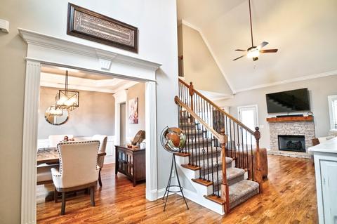 4300 Singleton Dr, Murfreesboro, TN 37127 photo 2