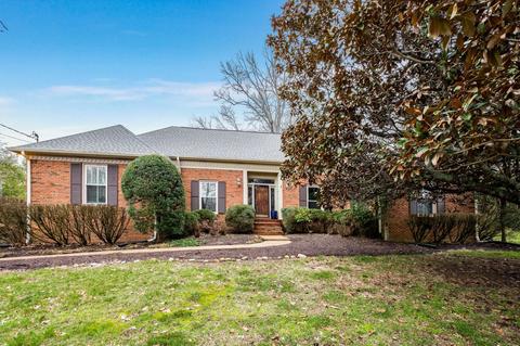 5111 Woodland Hills Dr, Brentwood, TN 37027