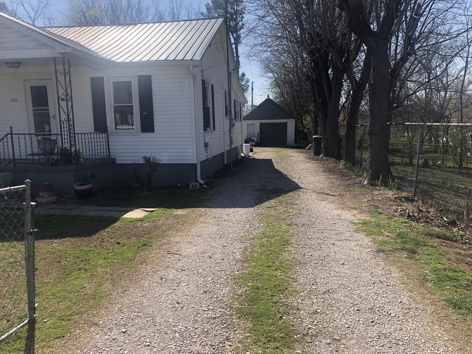  302 E 17th St, Columbia, TN 38401 photo 6