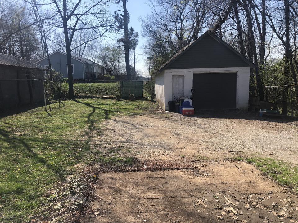  302 E 17th St, Columbia, TN 38401 photo 5