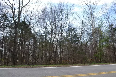 2 Southside Rd, Cunningham, TN 37052 photo 5