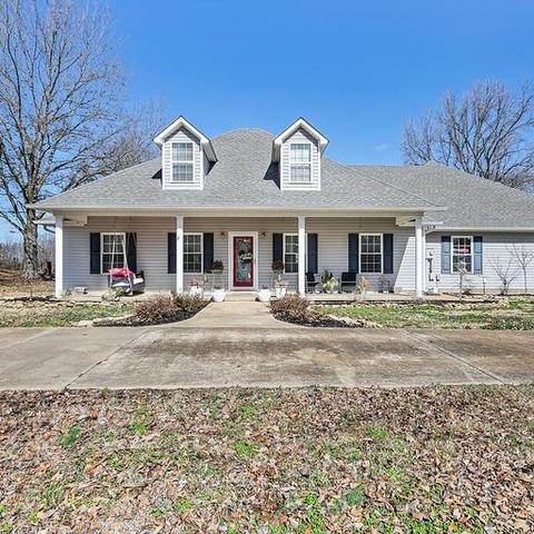 756 Concord Cades Rd, Trenton, TN 38382