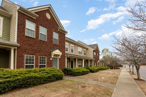 2008 Hemlock Dr, Spring Hill, TN 37174 photo 2