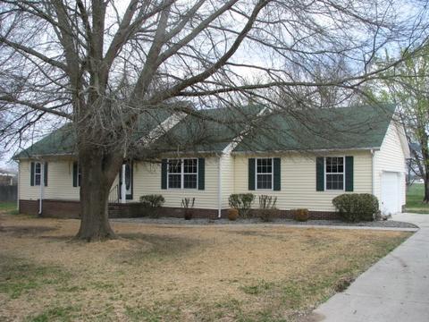 14 Eldon Dr, Manchester, TN 37355 photo 2