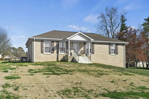 824 Britton Ave, Gallatin, TN 37066
