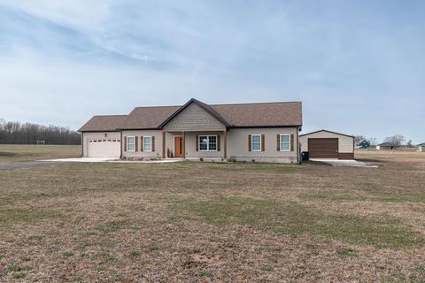 735 N Main St, Morrison, TN 37357 photo 2