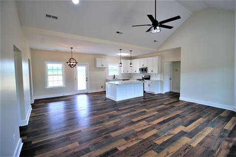 735 N Main St, Morrison, TN 37357 photo 3