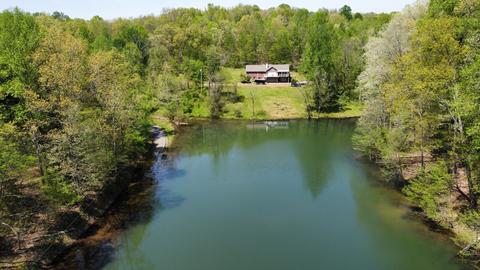 865 Bud Vineyard Rd, Dickson, TN 37055