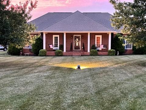 102 Stanley Davis Cir, Shelbyville, TN 37160