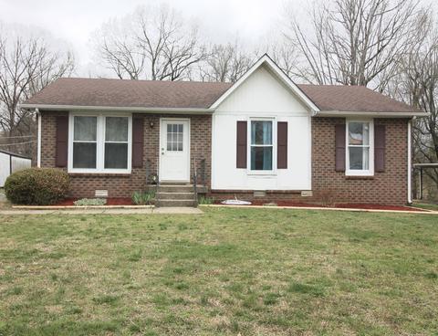 111 Academy Dr, Springfield, TN 37172 photo 1