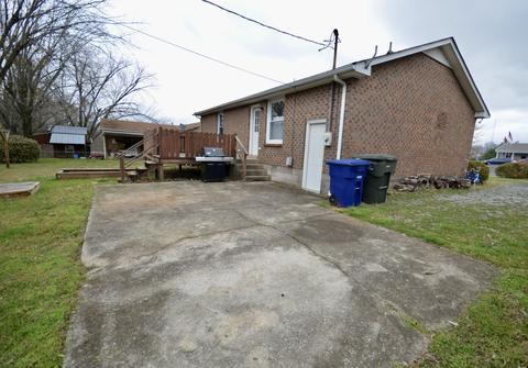 111 Academy Dr, Springfield, TN 37172 photo 5