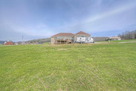 253 Barton Dr, Normandy, TN 37360 photo 9