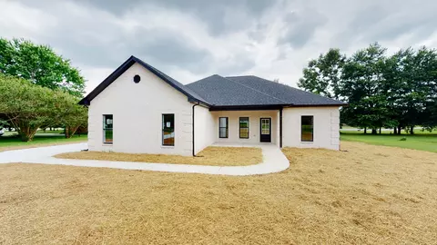 43 Kenwood Ct, Manchester, TN 37355