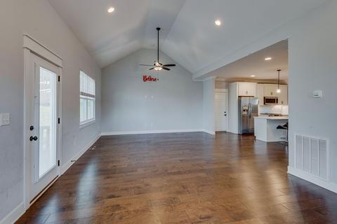 1003 Stonebrook Dr, Dickson, TN 37055 photo 14