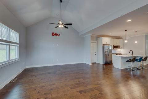 1003 Stonebrook Dr, Dickson, TN 37055 photo 13