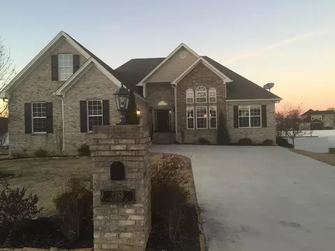 8763 Streamside Dr, Ooltewah, TN 37363 photo 2