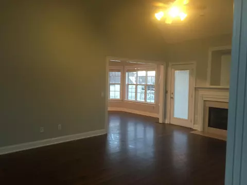 8763 Streamside Dr, Ooltewah, TN 37363 photo 5