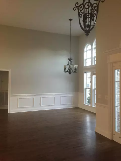 8763 Streamside Dr, Ooltewah, TN 37363 photo 4