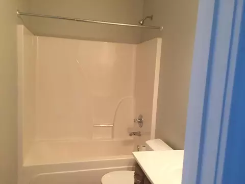 8763 Streamside Dr, Ooltewah, TN 37363 photo 9