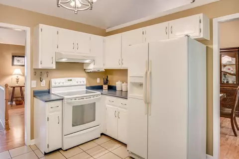 8224 Fallen Maple Dr, Chattanooga, TN 37421 photo 9