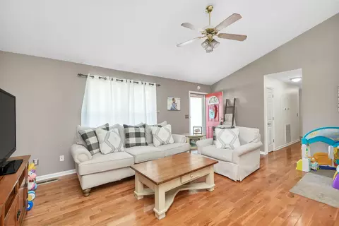 303 Eagle View Dr, Ringgold, GA 30736 photo 2