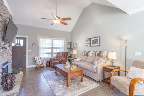 151 Senduro Pass, Rock Spring, GA 30739 photo 12
