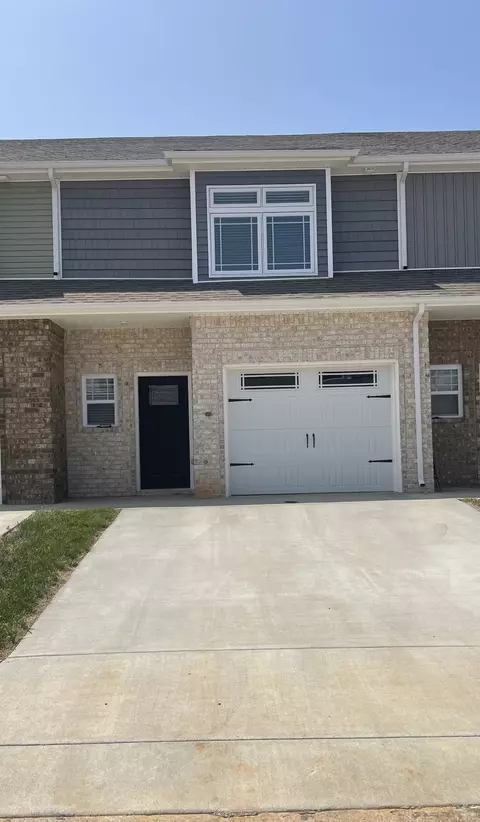 380 Fallow Cir, Clarksville, TN 37040