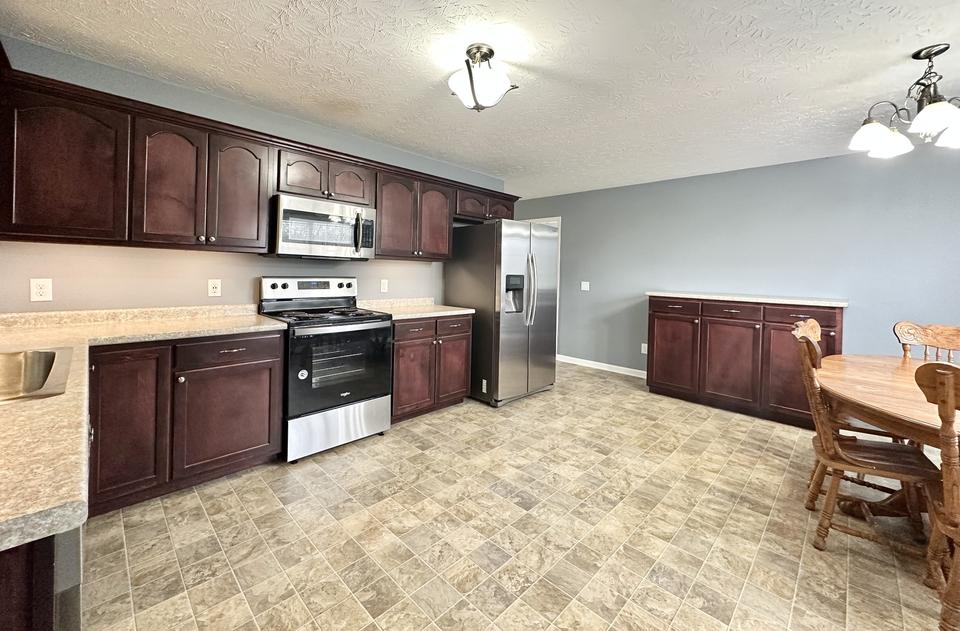  5320 Highway 231 S, Castalian Springs, TN 37031 photo 8