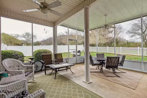 238 Barton Dr, Normandy, TN 37360 photo 32
