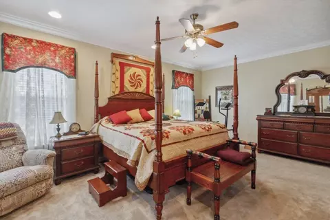 238 Barton Dr, Normandy, TN 37360 photo 2
