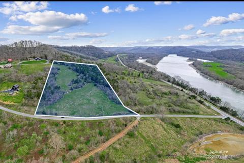 180 Dycus Lndg, Gainesboro, TN 38562