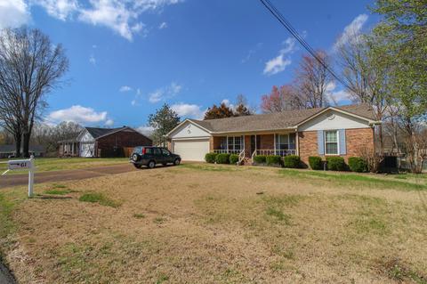 61 Beth Pl, Jackson, TN 38305 photo 2