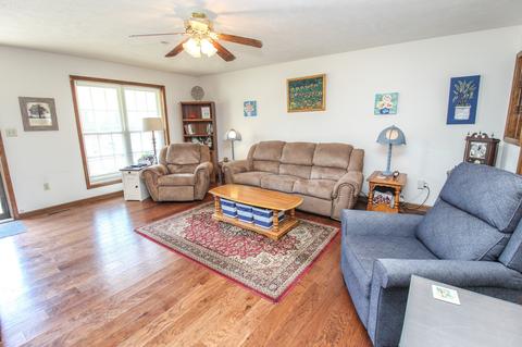 61 Beth Pl, Jackson, TN 38305 photo 5