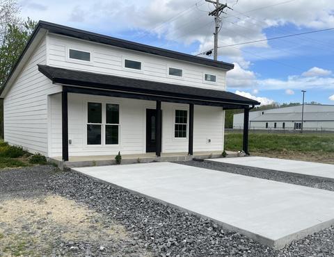 18 Giavonni Ln, Celina, TN 38551