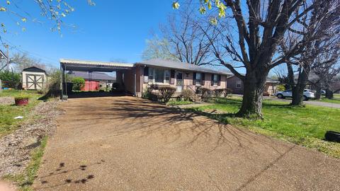 815 Ms Couts Blvd, Springfield, TN 37172 photo 3