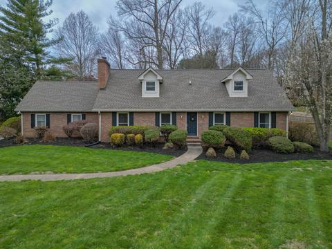 604 Fairway Trl, Springfield, TN 37172 photo 1
