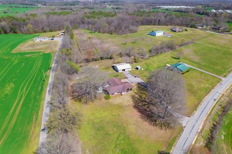 119 Fruitland Eldad Rd, Trenton, TN 38382