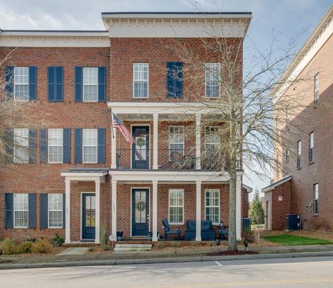 2055 Tollgate Blvd, Thompsons Station, TN 37179
