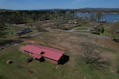 45 Trenton St, Scottsboro, AL 35769