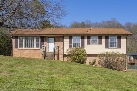 244 Cross Timbers Dr, Nashville, TN 37221
