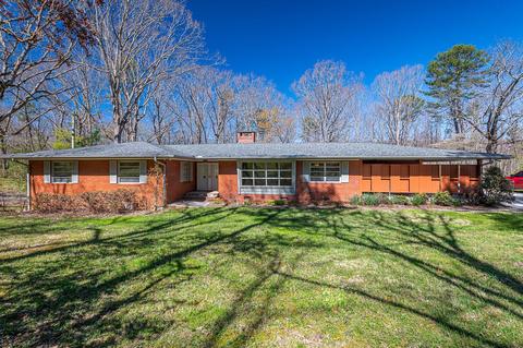 6321 Forest Park Dr, Signal Mountain, TN 37377
